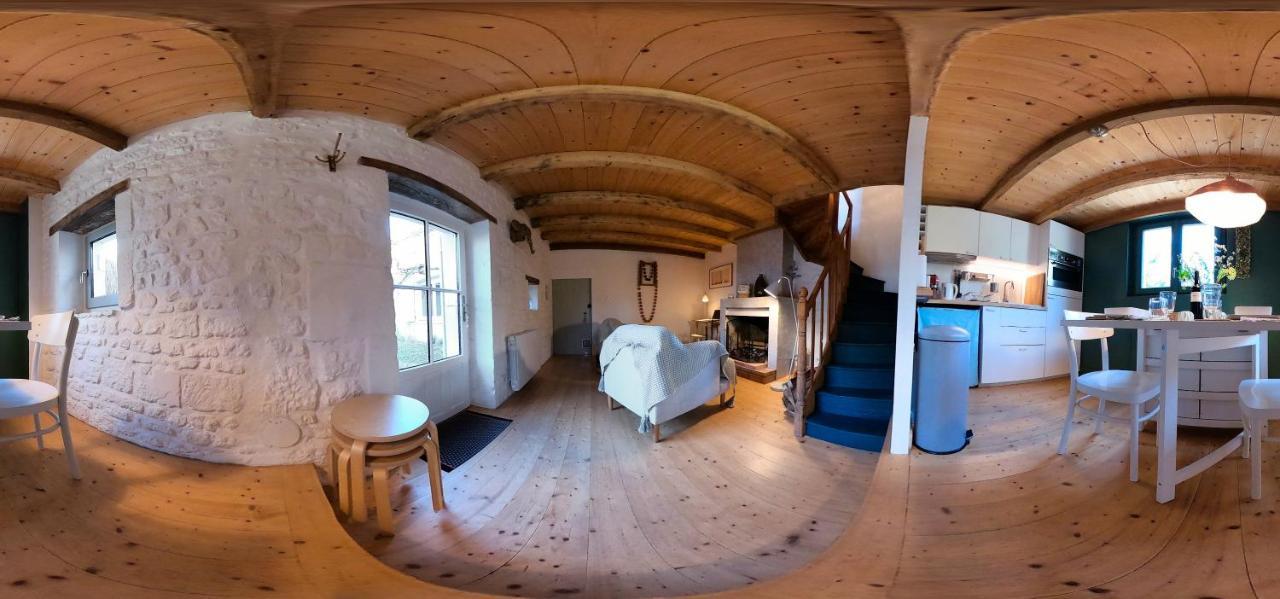 Du Presbytere D'envaux, Ravissante Maison De Charme Holiday home Port-d'Envaux