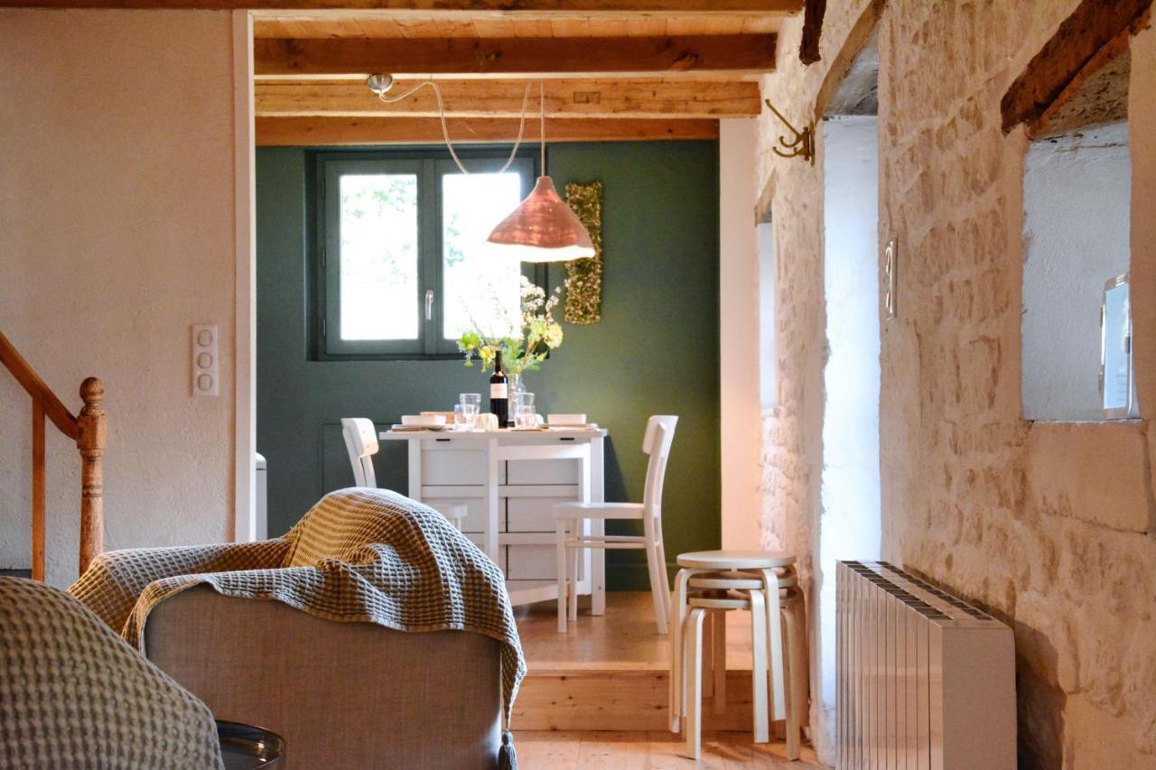 Du Presbytere D'envaux, Ravissante Maison De Charme Holiday home