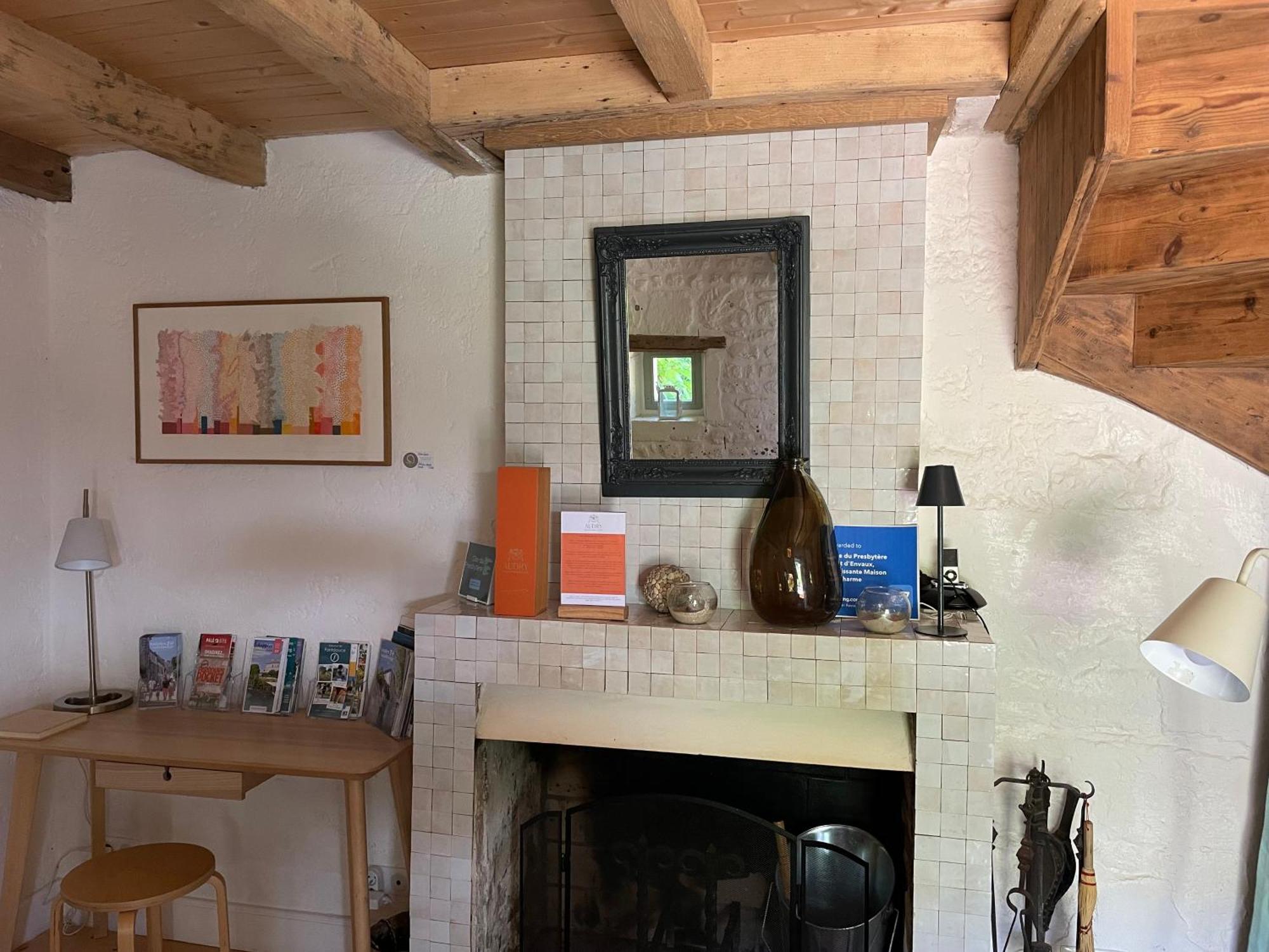 Holiday home Du Presbytere D'envaux, Ravissante Maison De Charme Port-d'Envaux